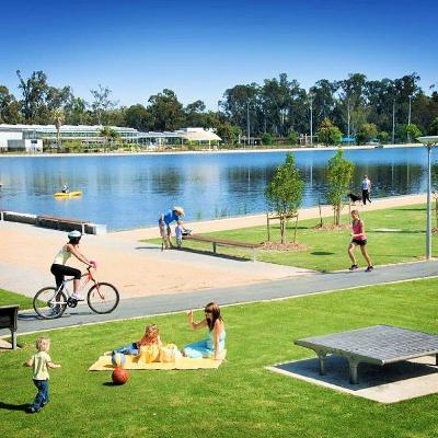 Matt Ashcroft from the Visitor Centre talks what's on this weekend in the Goulburn Valley - 10.10.25