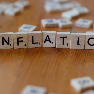 Inflation climbs as rebates fade, Optus outage blamed on vandal attack