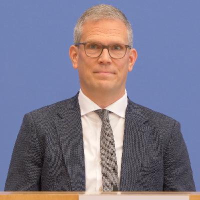 RegPK | 8. Dezember 2025 | Militanter Revisionismus