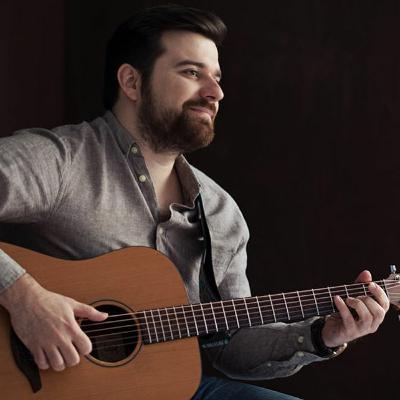 Na otázky odpovedá Tony Bigmouth Pearson Na otázky odpovedá Tony Bigmouth Pearson