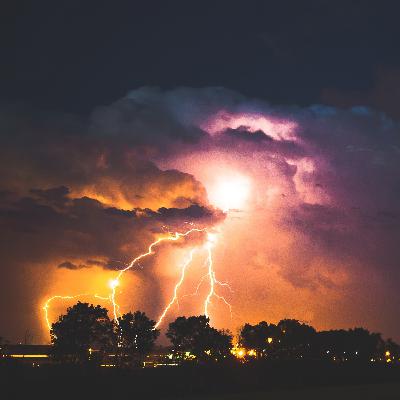 E7. T2. Un avión, una tormenta y lo que un aterrizaje no planeado me hizo ver.