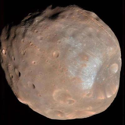 1769 - Los Secretos de Fobos, el mayor de los dos satélites del planeta Marte 1769 - Los Secretos de Fobos, el mayor de los dos satélites del planeta Marte