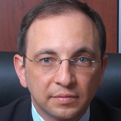 НИКОЛАЙ ВАСИЛЕВ за еврото, администрацията, икономическите политики и др.