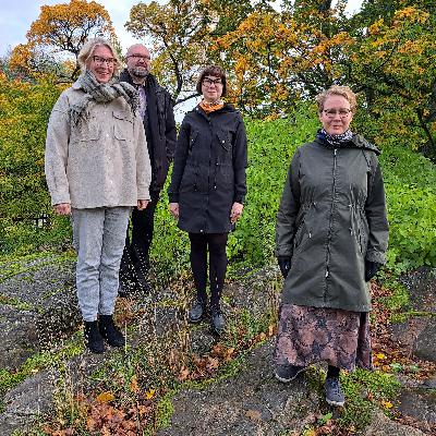 Keskeneräisiä käsikirjoituksia ja kirjallisuuden historiaa