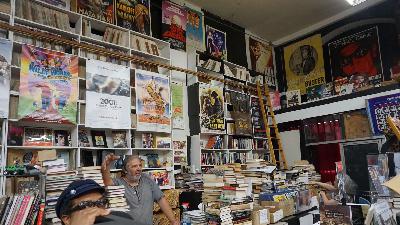 YCES in Quarantine Episode #136: The Larry Edmunds Bookshop & the (Nearly) Lost World of Hollywood Book & Memorabilia Dealers
