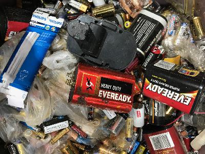 Binning Batteries: How to deal with E-Waste