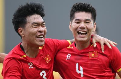 Bản tin sáng 18/12: Nhận định U22 Việt Nam vs U22 Thái Lan: Ngạo nghễ lấy Vàng Bản tin sáng 18/12: Nhận định U22 Việt Nam vs U22 Thái Lan: Ngạo nghễ lấy Vàng