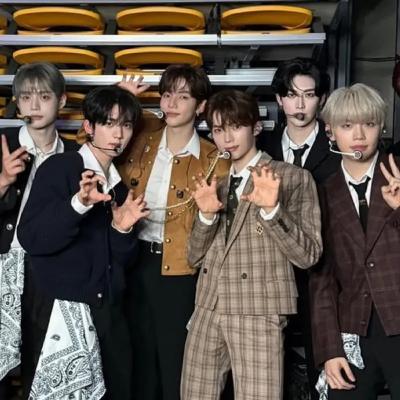 Zerobaseone is doing a world tour here and now in each different countries Singapore and Hong Kong