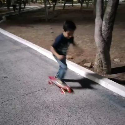 Surfear el asfalto