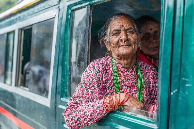 Expectativa de vida global sobe e mundo terá mais idosos que crianças em 2080
