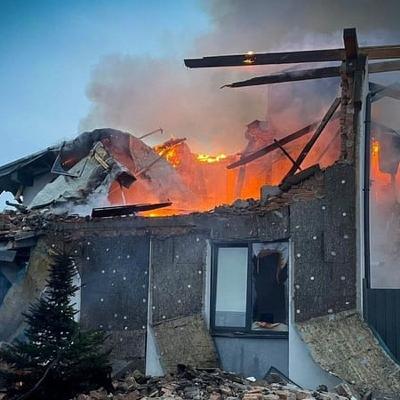 Overnight attacks on Ukraine leave three dead