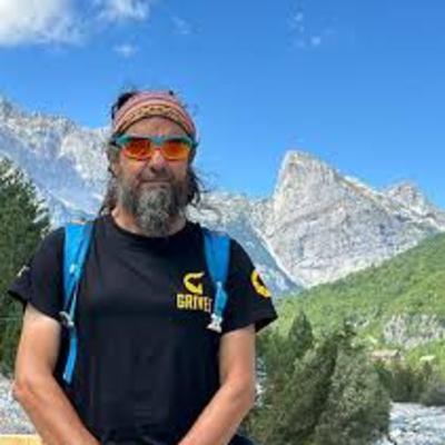 Fabrizio Rovella - Deserto e nuove vie Fabrizio Rovella - Deserto e nuove vie