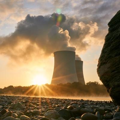 Les crises environnementales : les radiations ionisantes