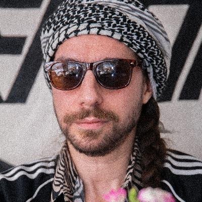 Sarim Al-Rawi (Liquor Store, Prison) on the Brooklyn DIY Golden Era, Studying Terrorism, and Hillary Clinton Photo Ops with Iraqi Children