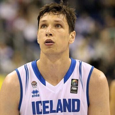 Viðtal - Pavel Ermolinskij labbaði út úr miðju viðtali!