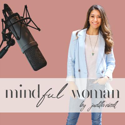 Vulvas, Vaginas und Female Empowerment - Interview mit Sofia Surma Vulvas, Vaginas und Female Empowerment - Interview mit Sofia Surma