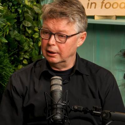 # 24 Frank Giezen, oprichter van Ojah