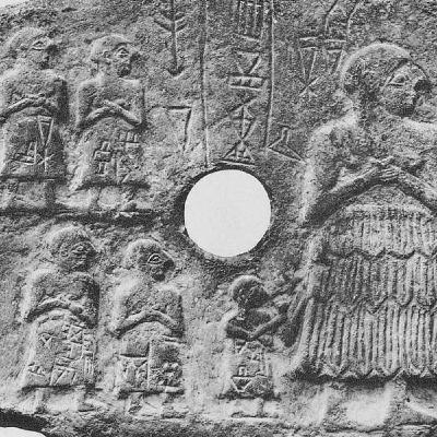 S8 Ep264: HOMEWORK AND HEARTACHE IN ANCIENT SCHOOLS Colleague Moudhy Al-Rashid. Excavations of a "schoolhouse" in Nippur revealed thousands of practice tablets, showing the messy first attempts of children learning to write. These artifacts include literary account