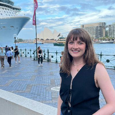 Home or Away - Living the Irish-Australian Dream Home or Away - Living the Irish-Australian Dream