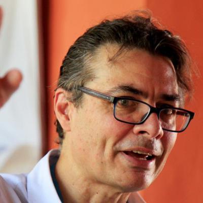 Alejandro Gaviria inicia recolección de firmas