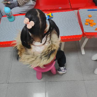 20250328去幼儿园的路上讲昨晚的梦