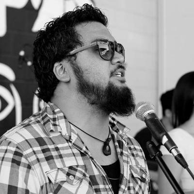 EVERYONE LOVES LULU, Ep. 3 - SALE TAYLOR