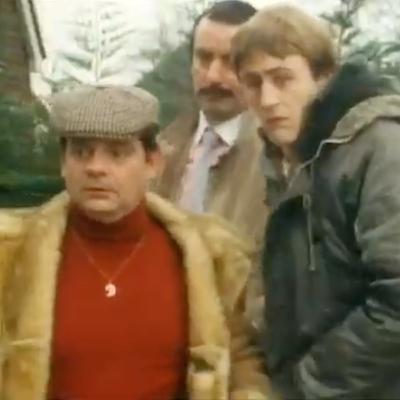 S4E5 - Sleeping Dogs Lie - Only Fools & Horses Podcast