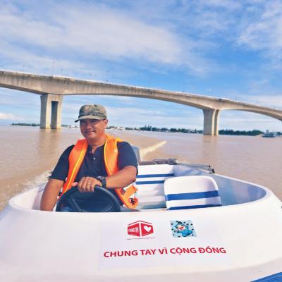 Tiêu điểm - Điểm tựa giữa dòng lũ dữ: Những bước chân tình nguyện