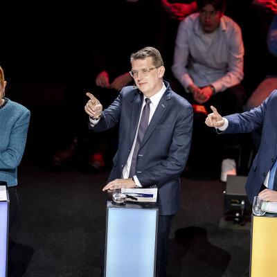I dag udløses spændingen!