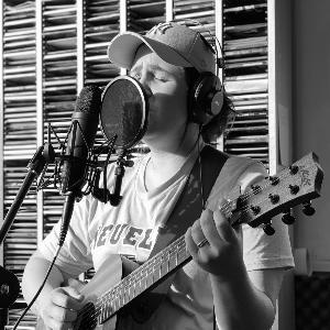 HomeGrown with Chloe Marks