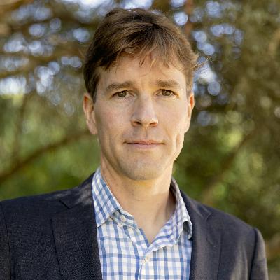 How Apple Accidentally Built China's Tech Superpower and Can't Escape with Patrick McGee