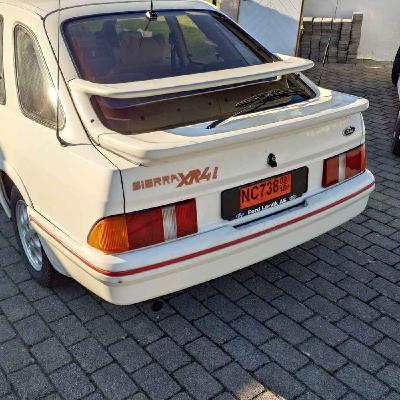 Compact: Ford Sierra XR4i garasjefunn-på-finn