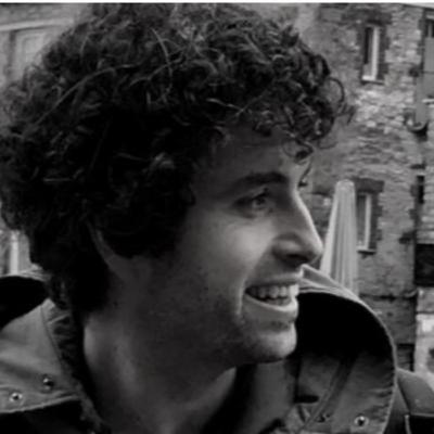 A little door - Travel writing from Verona, Italy A little door - Travel writing from Verona, Italy