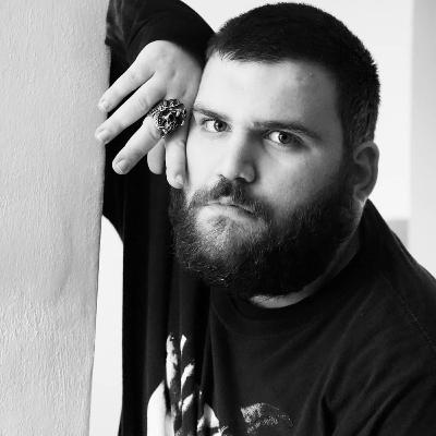 Episodio II: Mitologia, teatro, fiaba ed il loro incontro col rap. Episodio II: Mitologia, teatro, fiaba ed il loro incontro col rap.