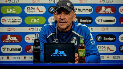 Claudio Barragán, Ent. del Eldense, antes de visitar a la A. D. Alcorcón