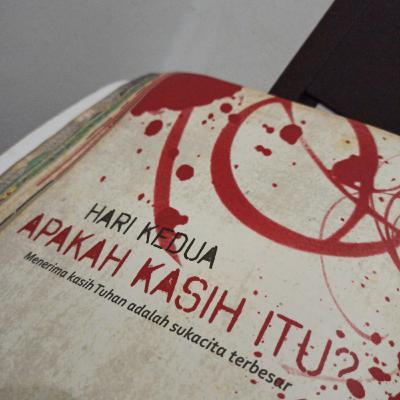 Before 30 line class - Apakah kasih itu?