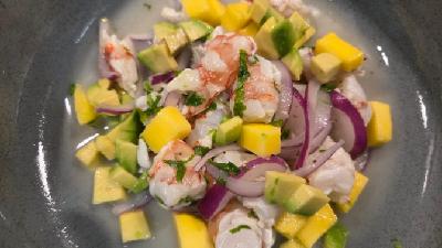 El Rebost: ceviche de gambons amb alvocat i mango El Rebost: ceviche de gambons amb alvocat i mango