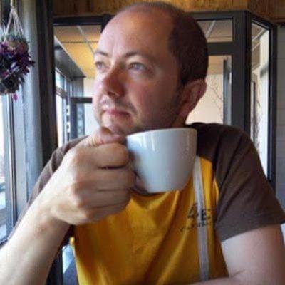 # 51 UNav, Ubuntu, Ubuntu Touch y UBPorts con Marcos Costales