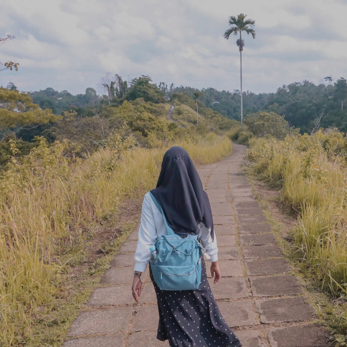 Dialog Sendiri