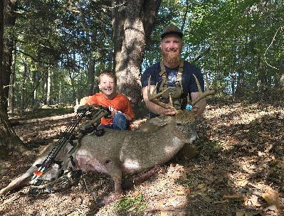 Michigan Wild - The Last 7 Days Wk1 Buck Down!
