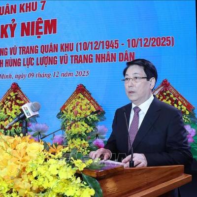 Thời sự 12h 9/12/2025: Lễ kỷ niệm 80 năm Ngày truyền thống lực lượng vũ trang Quân khu 7 Thời sự 12h 9/12/2025: Lễ kỷ niệm 80 năm Ngày truyền thống lực lượng vũ trang Quân khu 7