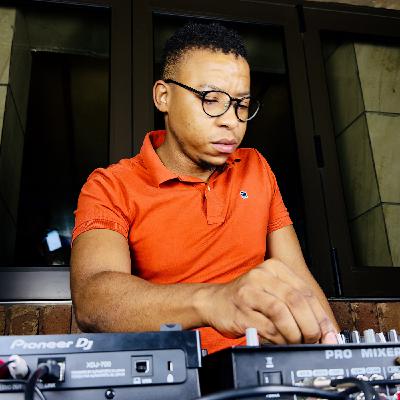 Houz It Friday #43 Oyster Makuebeta Live at Bina Malatlhe Houz It Friday #43 Oyster Makuebeta Live at Bina Malatlhe