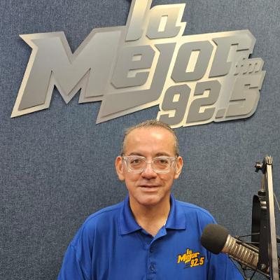 Comentario de Max Cortés:No sirven los quirófanos del ISSSTE en Colima; los trabajos de la autopista son "una cochinada"