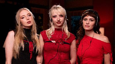 Blusher cover Kesha's 'Your Love Is My Drug' for Like A Version