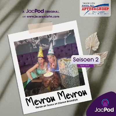 Mevrou smeer haar verjaarsdag met kaster olie