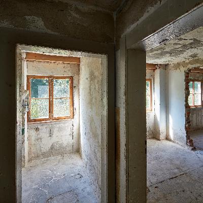 Ein Erinnerungsort für Zwangsarbeiter:innen - das Lager in Neuaubing