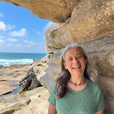 Trixi Symonds - Sew A Softie