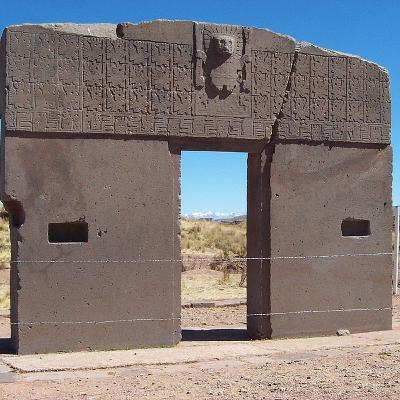 Tiwanaku Antigua Ciudad Mágica