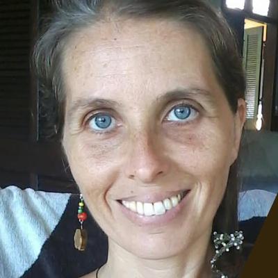 Despre ciclicitatea feminină cu Laura Maria Yara