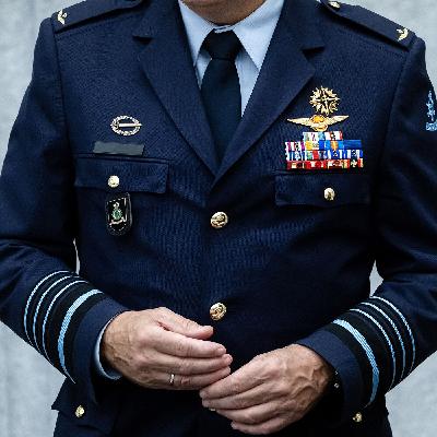 #219 - Defensietop over de wereldorde